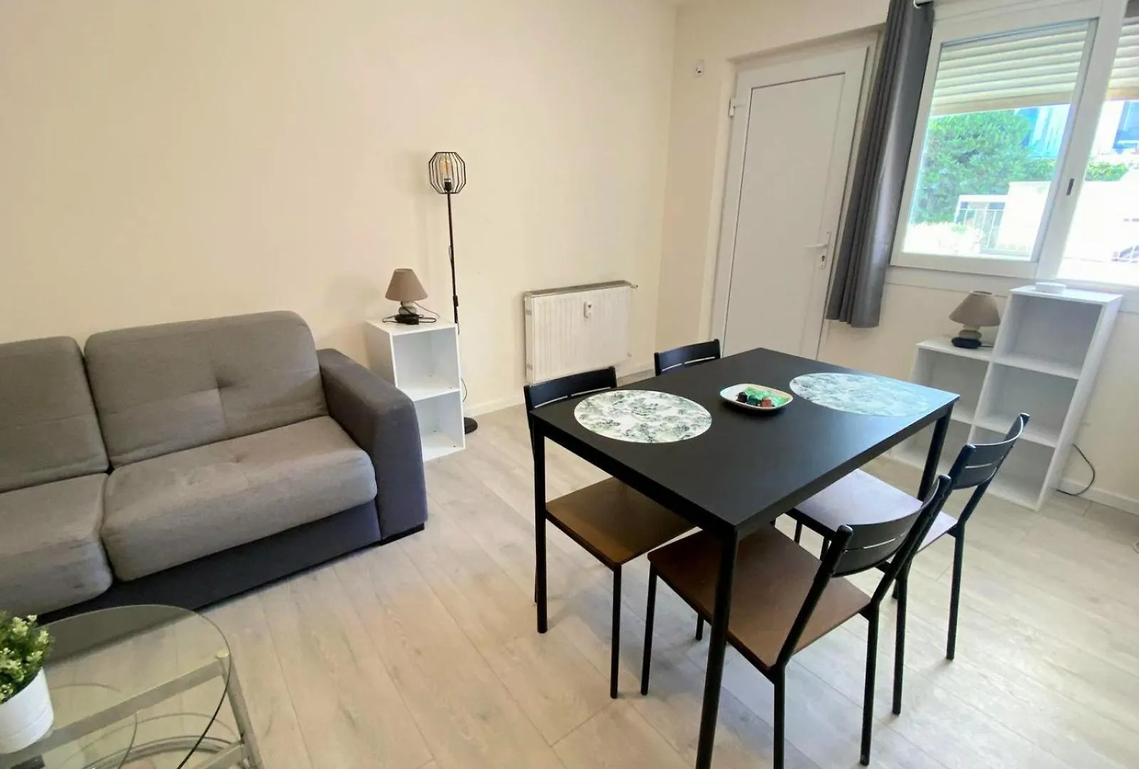 Apartment Bel Air - Studio, Proche Centre, Wifi, Climatisation Antibes